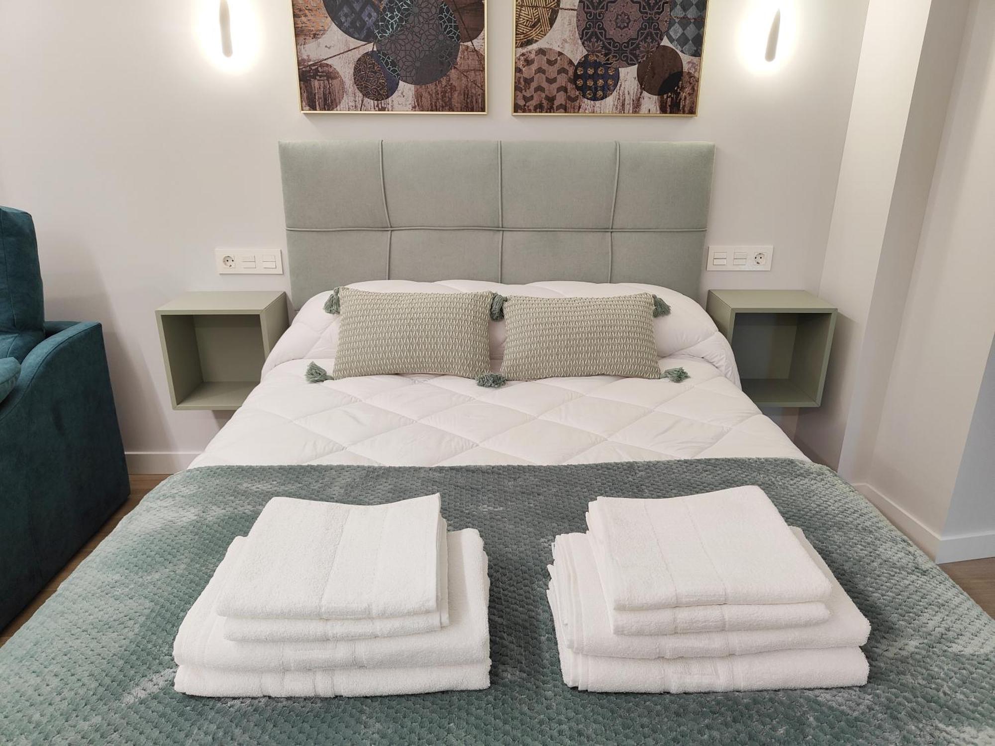 Apartamentos Centro Oviedo Caveda Kültér fotó
